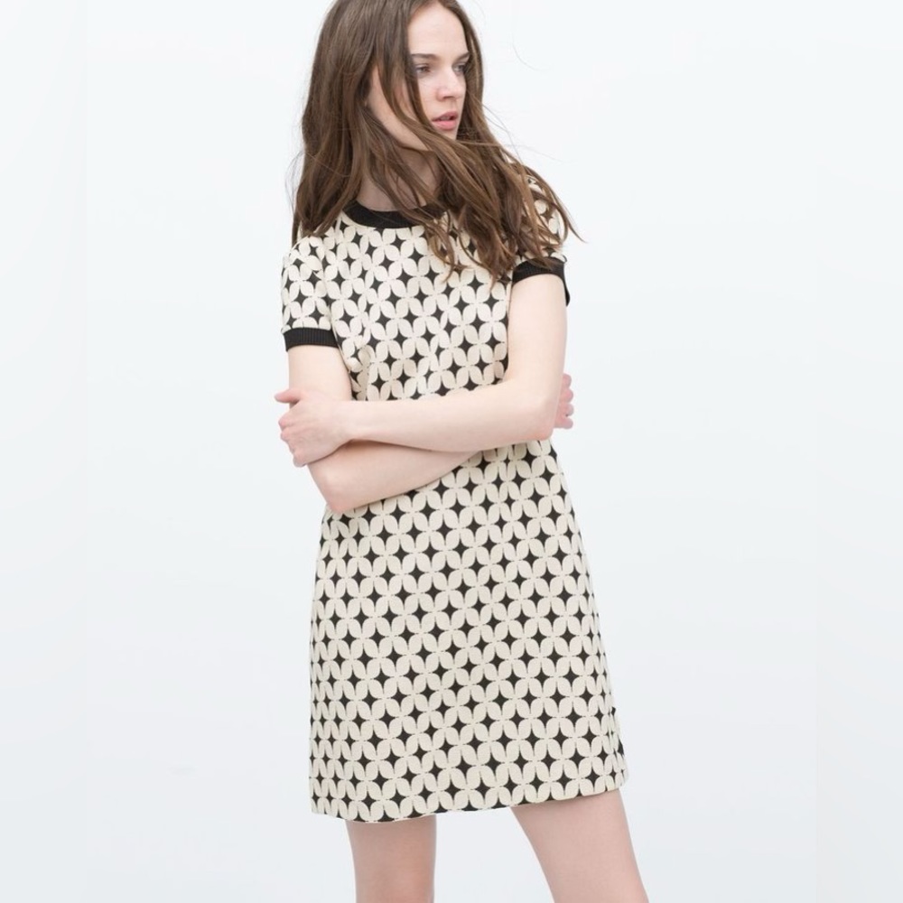 Zara Retro Short Sleeve Shift Mini Dress Cream and Black Pattern Size M